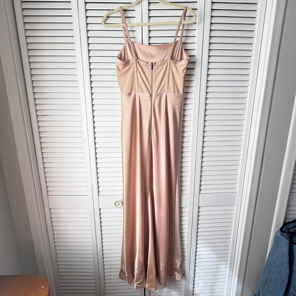 Alice + Olivia Valentina Maxi Dress - Picture 5 of 7